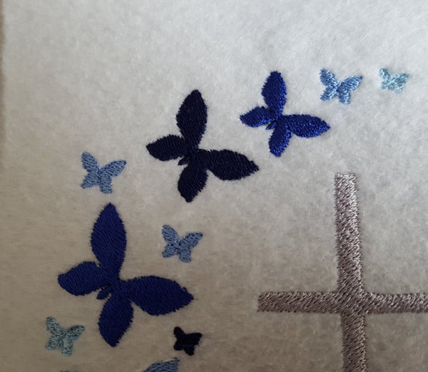 Gotteslobhülle Schmetterlinge blau 2022 personalisierbar